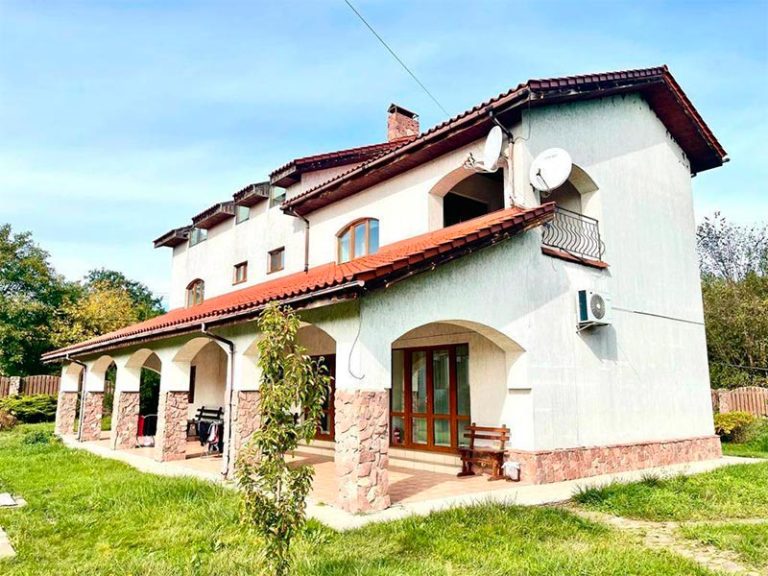 Фото дом в Романкове