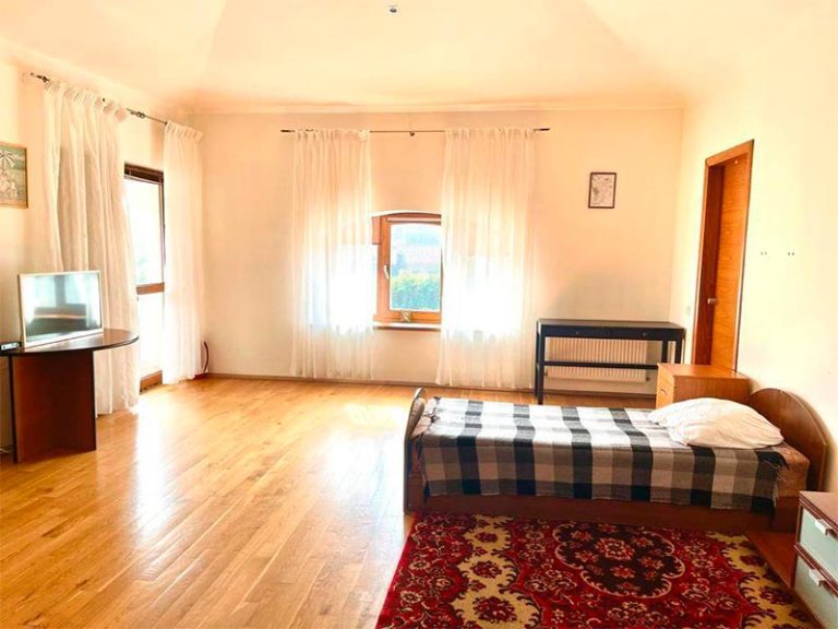 Фото дом в Романкове